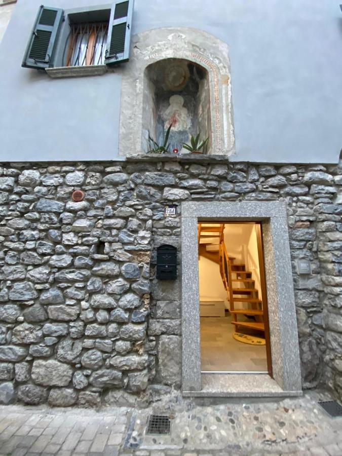Lake House Near Bellagio Villa Lezzeno Luaran gambar